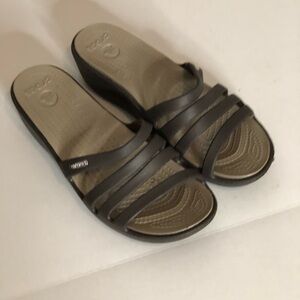 Crocs dress, slides, tan, and brown size 10